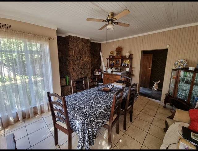 4 BEDROOM HOUSE FOR SALE IN VANDERBIJLPARK SW 5